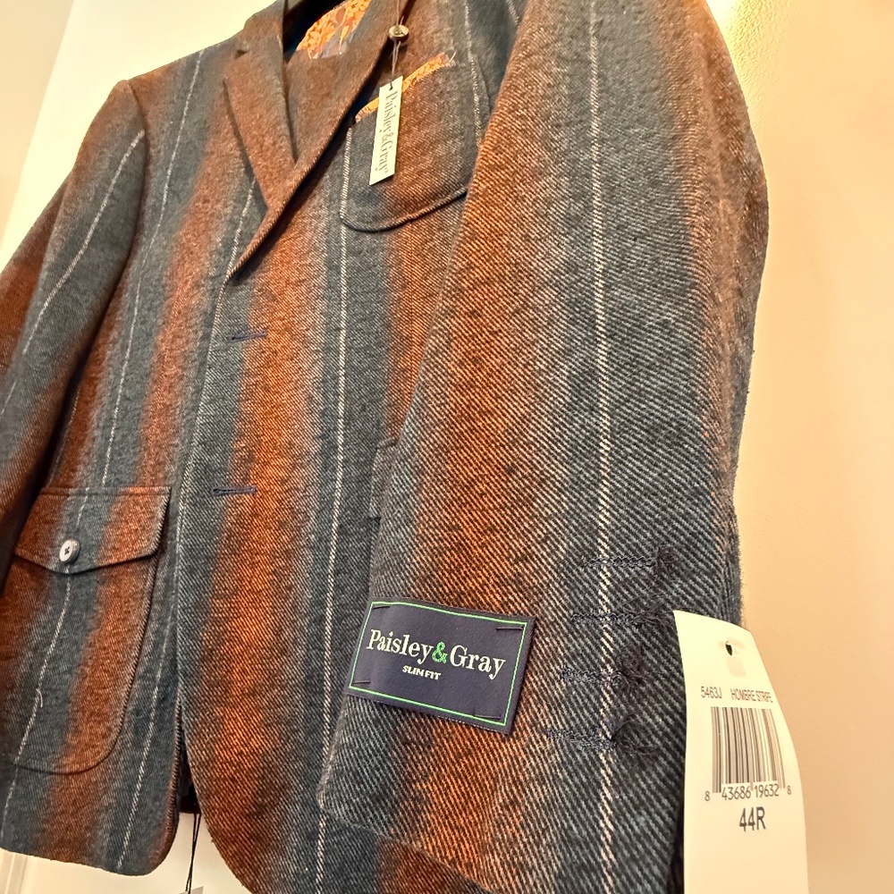 New w tags! Paisley & Gray Slim Fit Bromley Notch fall Suit. 44R, pants-38x32.